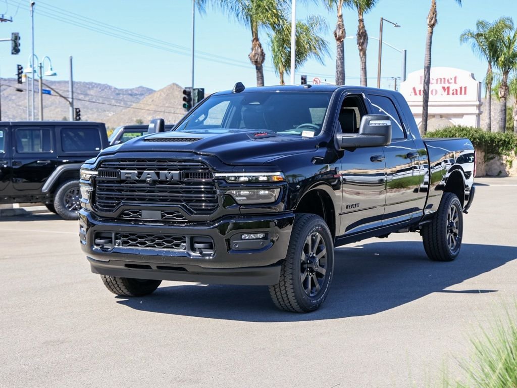 New 2026 Diamond Black Crystal Pearl-Coat Exterior Paint RAM Laramie image 7