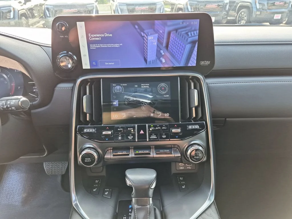 Used 2022 Silver Lexus 600 Premium image 26