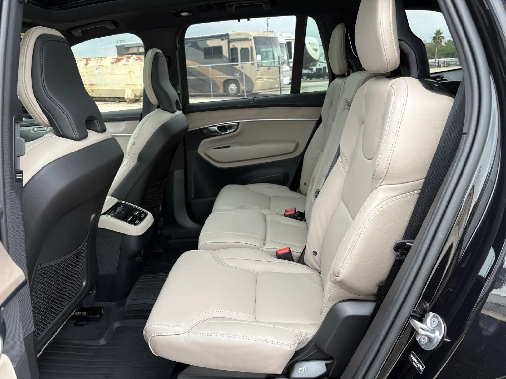 2026 Volvo XC90 Ultra - Photo 25