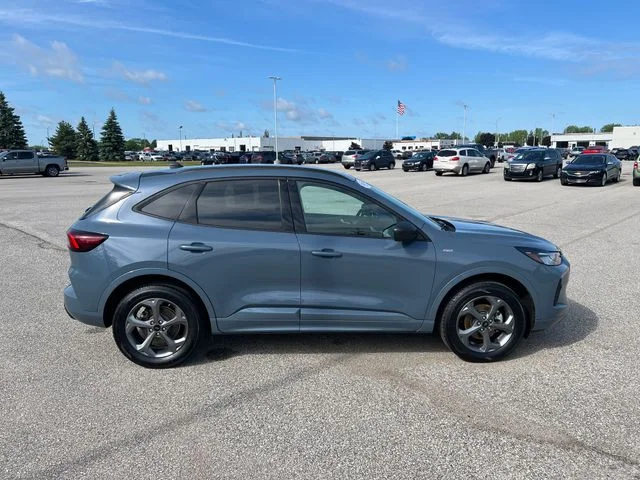 Used 2024 Blue Ford ST-Line image 4