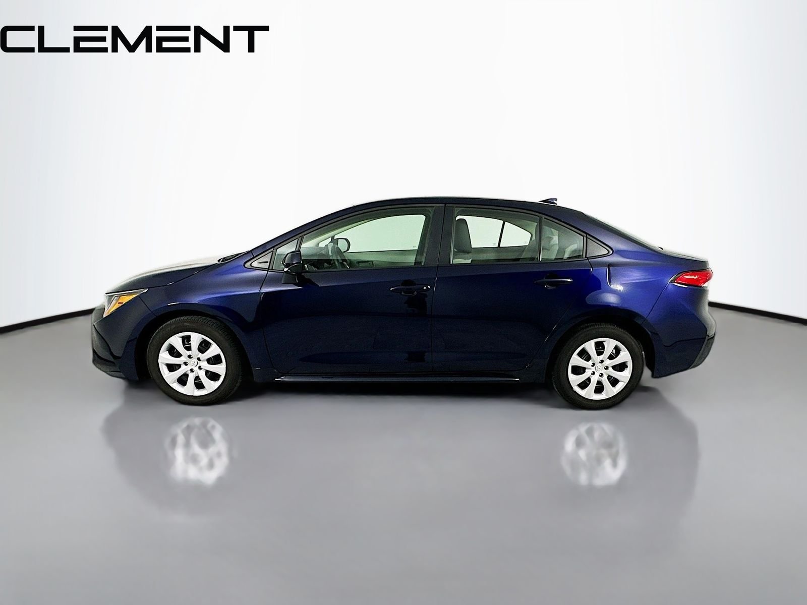 2026 Toyota Corolla LE - Photo 6