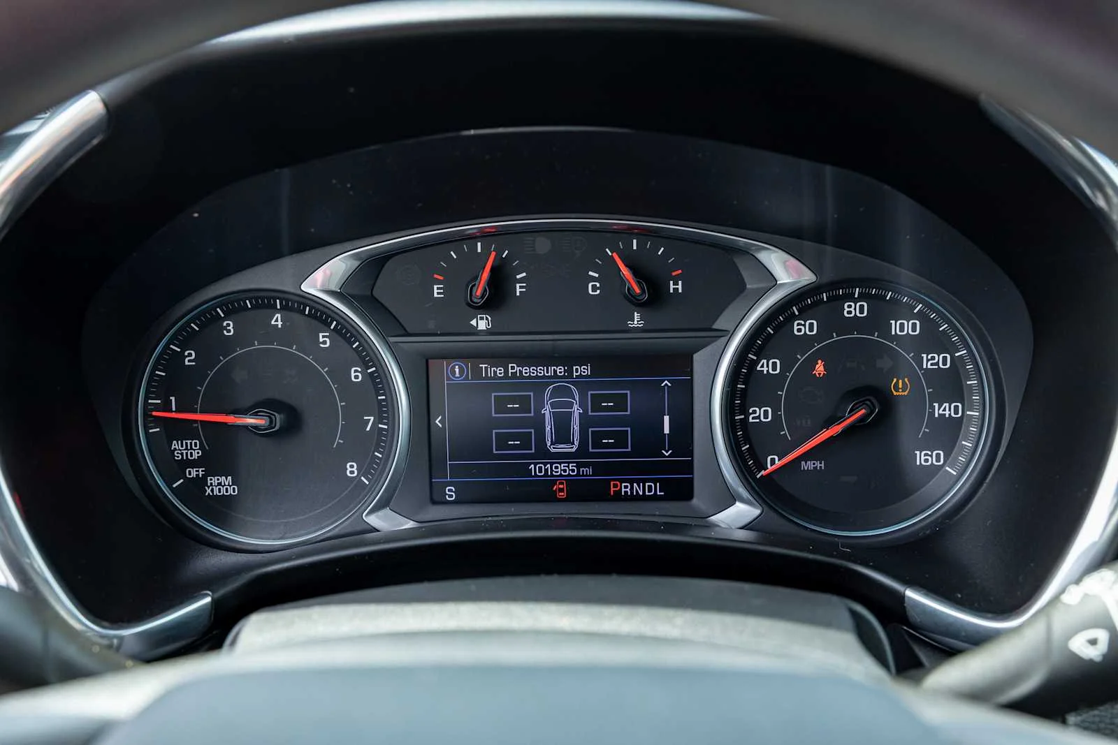 Used 2019 SUMMIT WHITE Chevrolet LT image 17