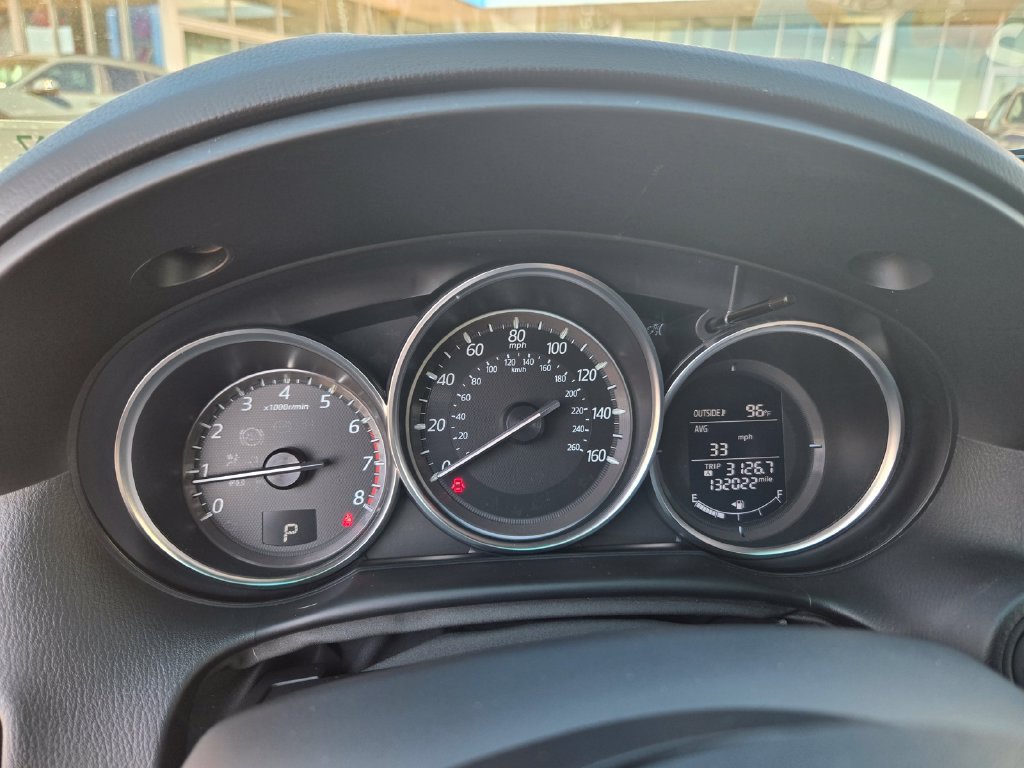 Used 2016 White Mazda Touring image 18