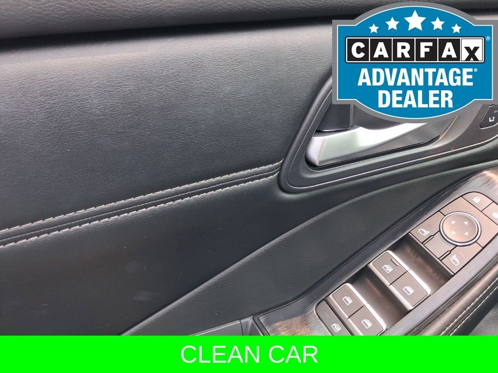 Used 2024 White Nissan SL image 29