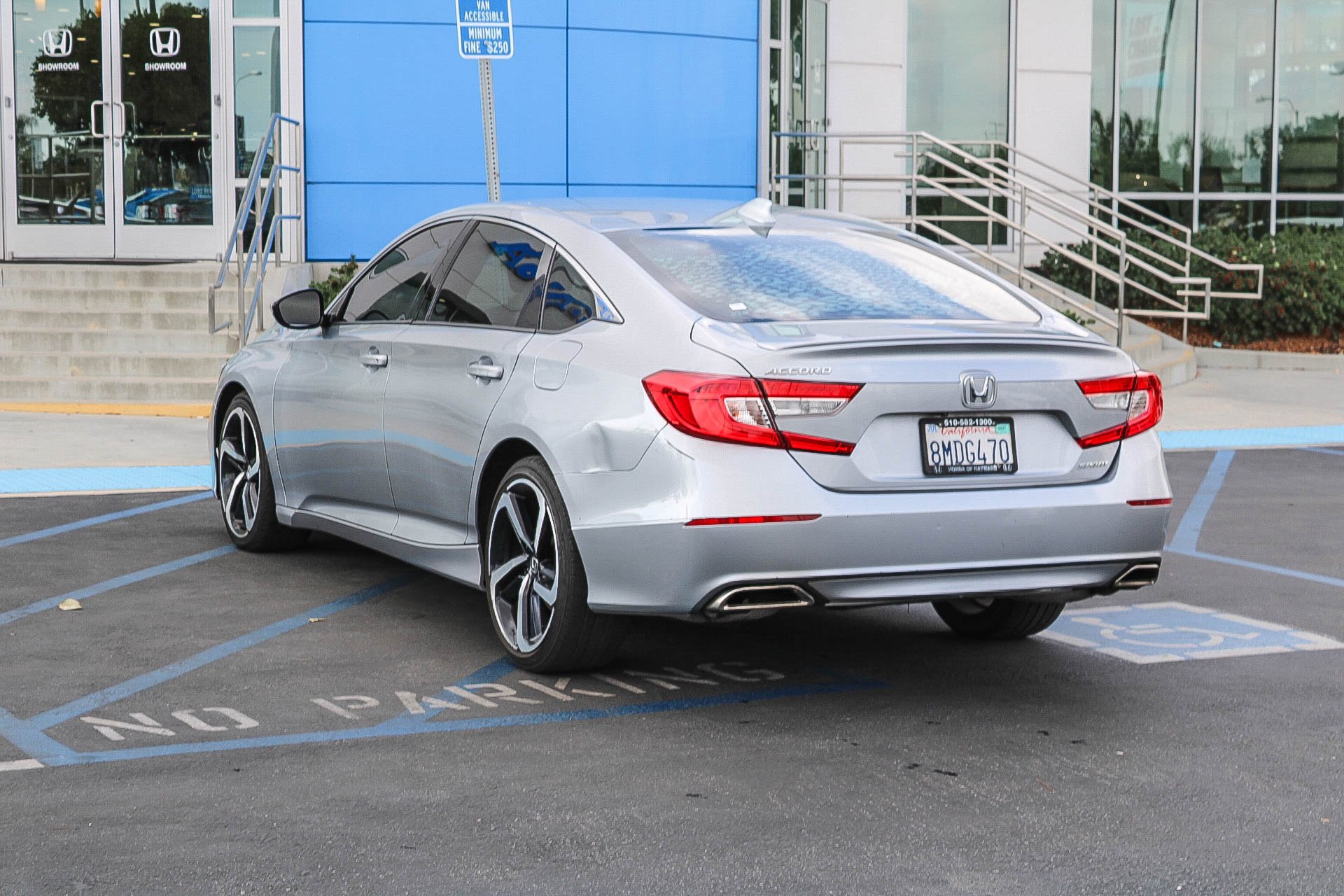 Used 2019 Lunar Silver Metallic Honda Sport 1.5T image 8