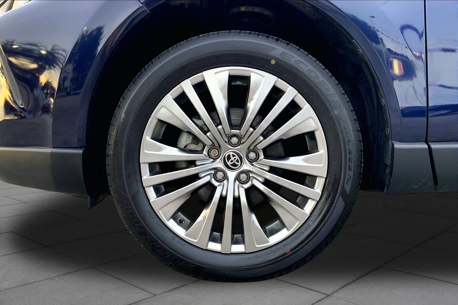Used 2022 Blueprint Toyota XLE image 10