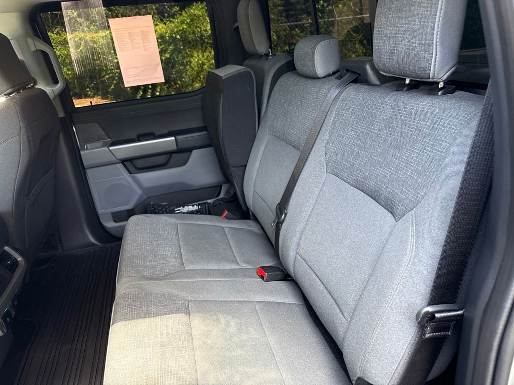 Used 2024 Silver Ford XLT image 16