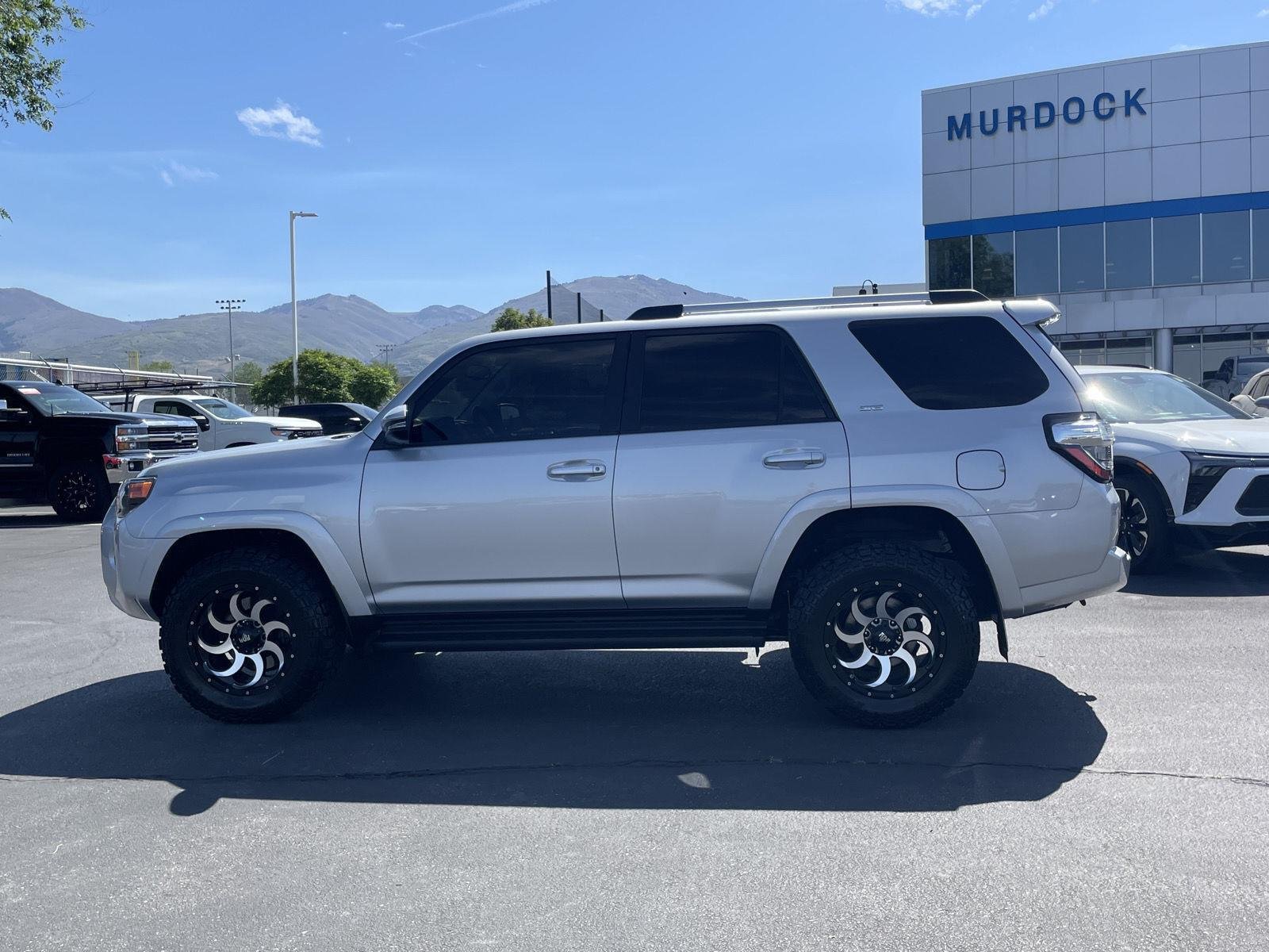 2022 Toyota 4Runner SR5 Premium - Photo 13