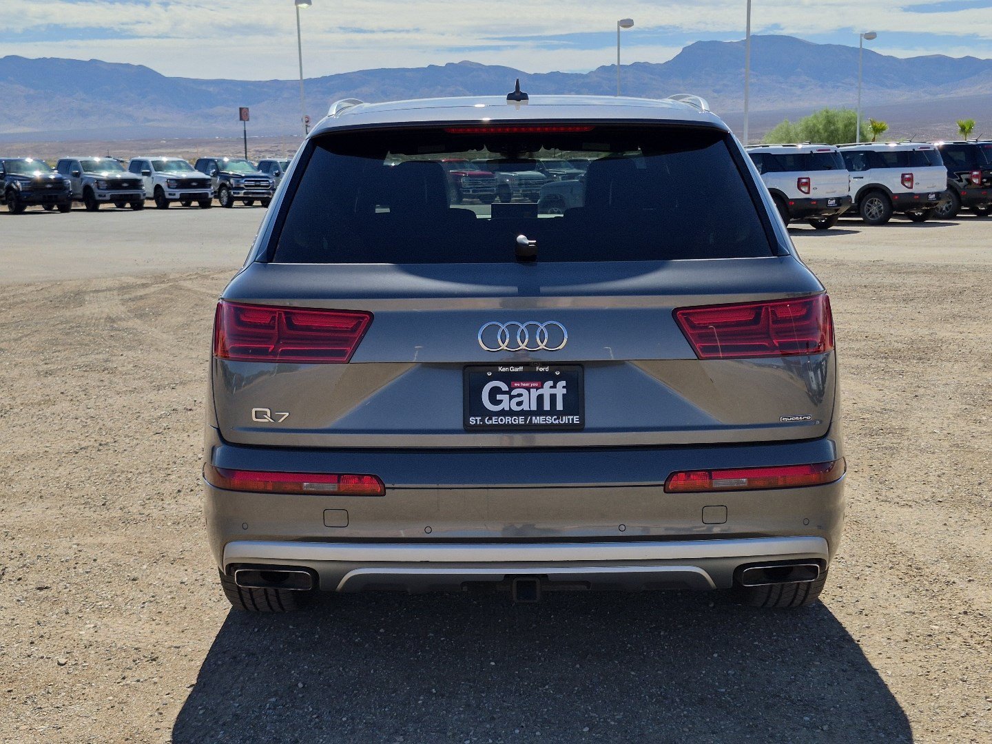 Used 2019 Gray Metallic Audi Premium Plus image 4