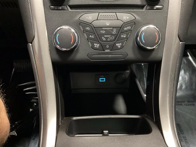 Used 2018 Blue Metallic Ford S image 34