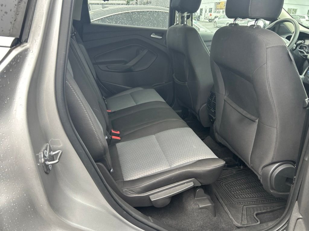 Used 2017 Silver Ford SE image 14