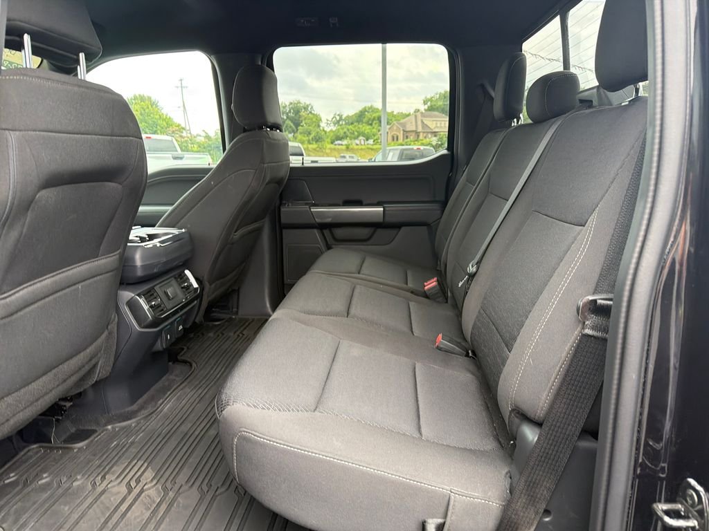Used 2023 Black Ford XLT image 25