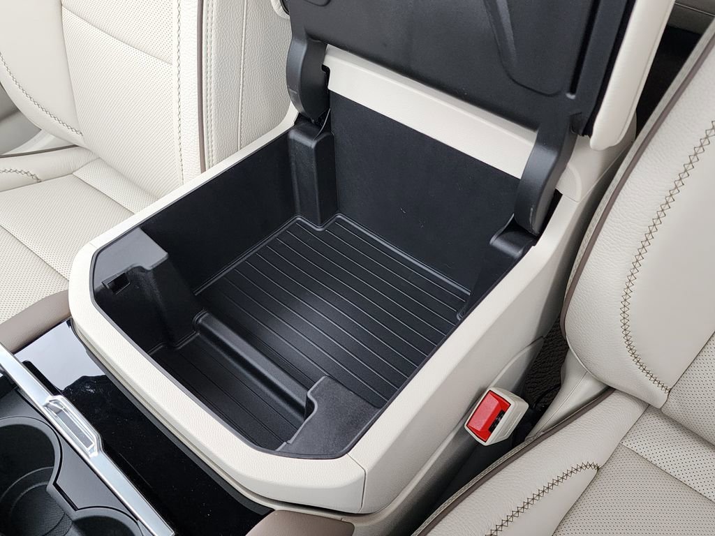2026 GMC Yukon Denali - Photo 38