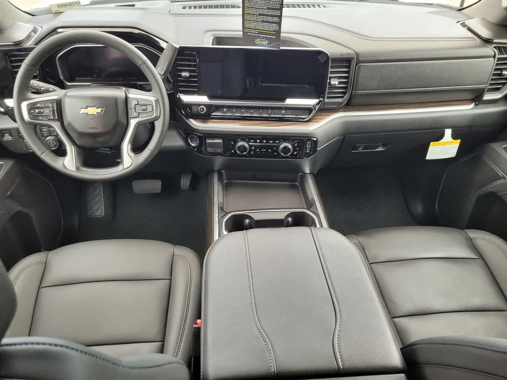 2026 Chevrolet Silverado 3500 HD LT - Photo 10