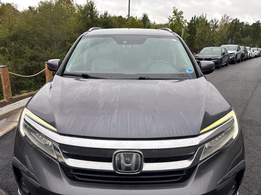 Used 2021 Modern Steel Metallic Honda Touring image 2