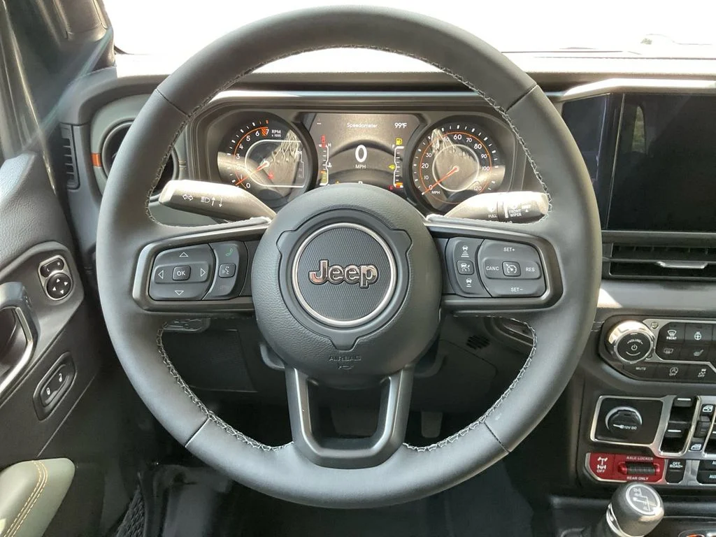 Used 2025 Gray Jeep Mojave image 17