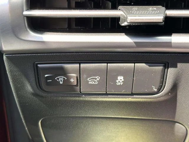 Used 2025 Ultimate Red Hyundai XRT image 28