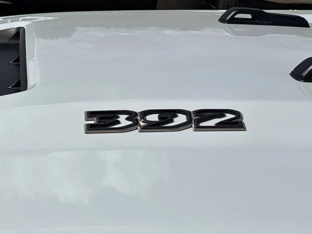 Used 2022 White Jeep Unlimited Rubicon 392 image 13