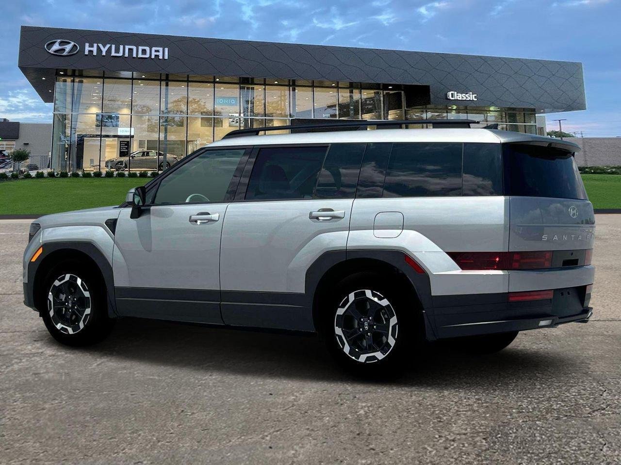 New 2026 Shimmering Silver Metallic Hyundai SEL image 4