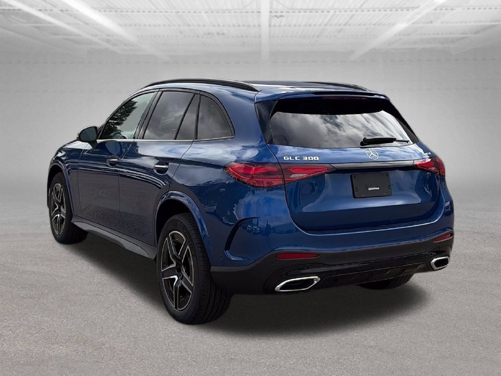 New 2027 Starling Blue Metallic Mercedes-Benz GLC 300 image 3
