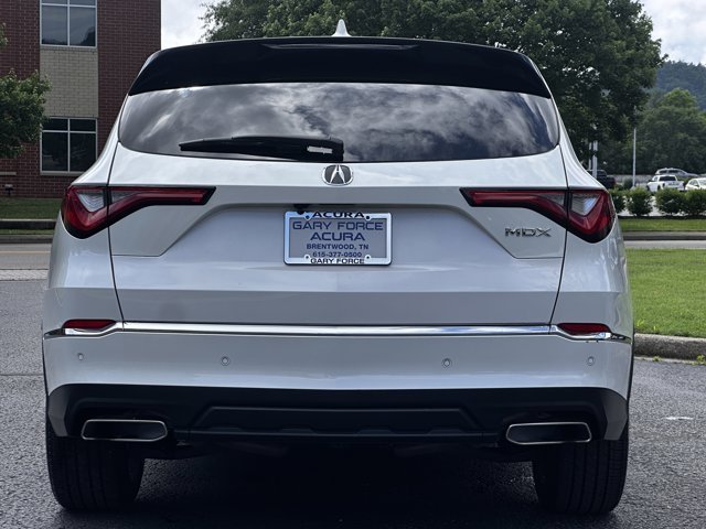 Used 2023 Platinum White Pearl Acura w/Technology Package image 5