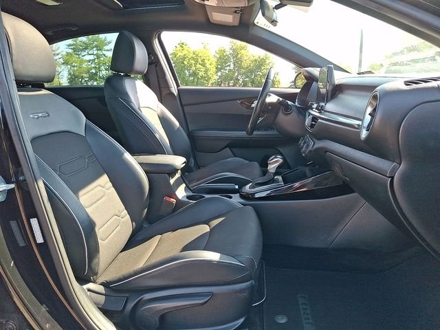 Used 2020 Black Kia GT-Line image 34