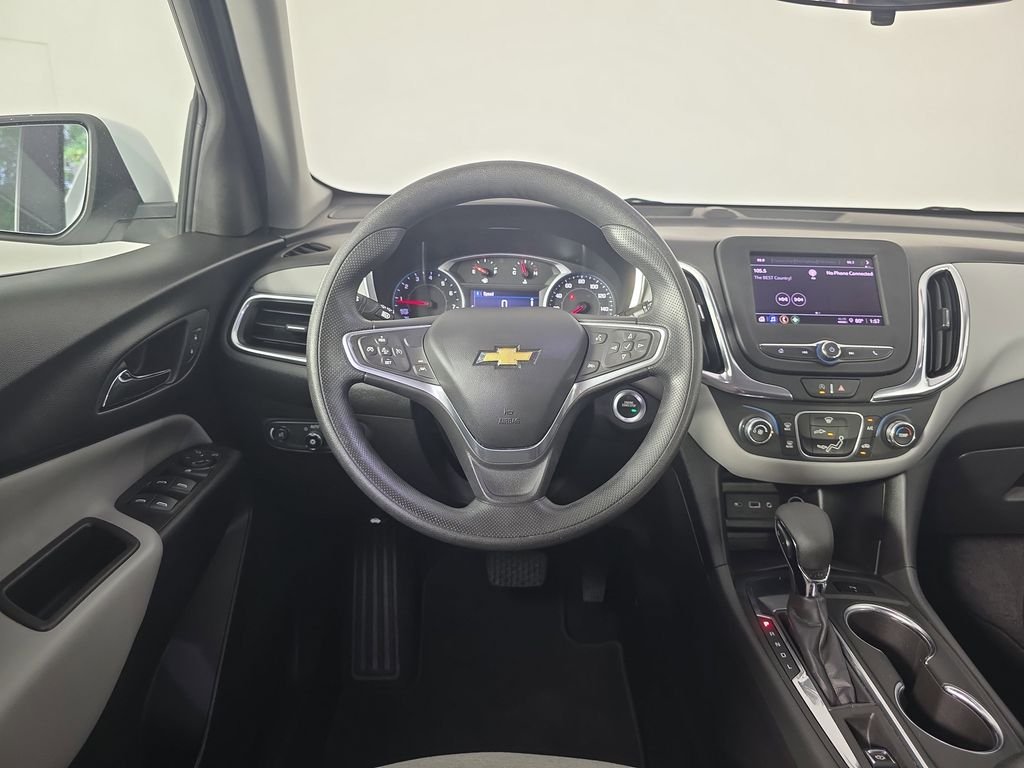 Used 2022 White Chevrolet LT image 16
