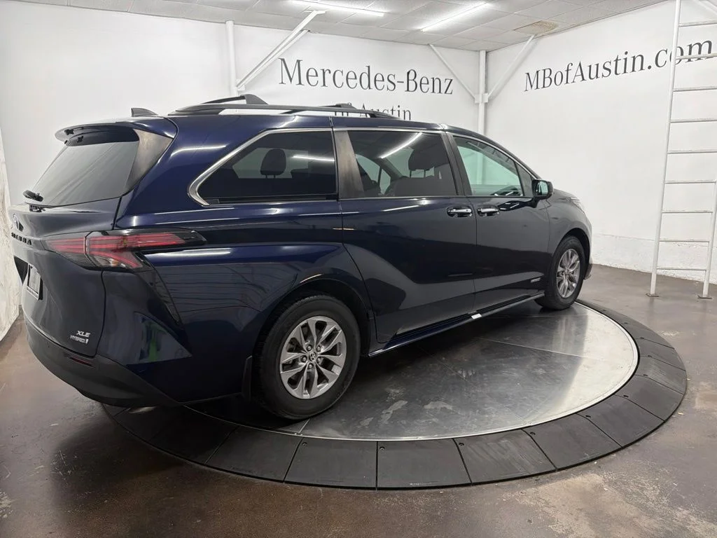 Used 2021 Blue Toyota XLE image 7