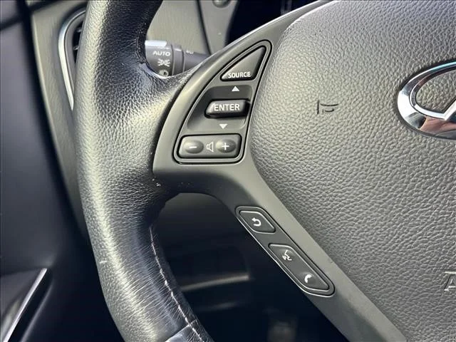 Used 2017 Graphite Shadow INFINITI Base image 18