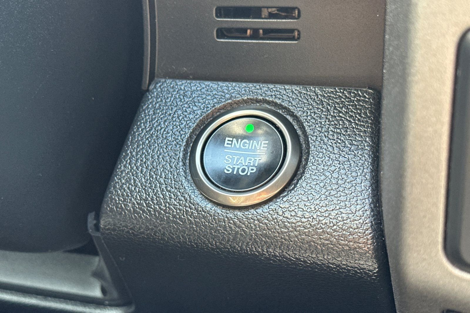 Used 2020 Red Ford Raptor image 23