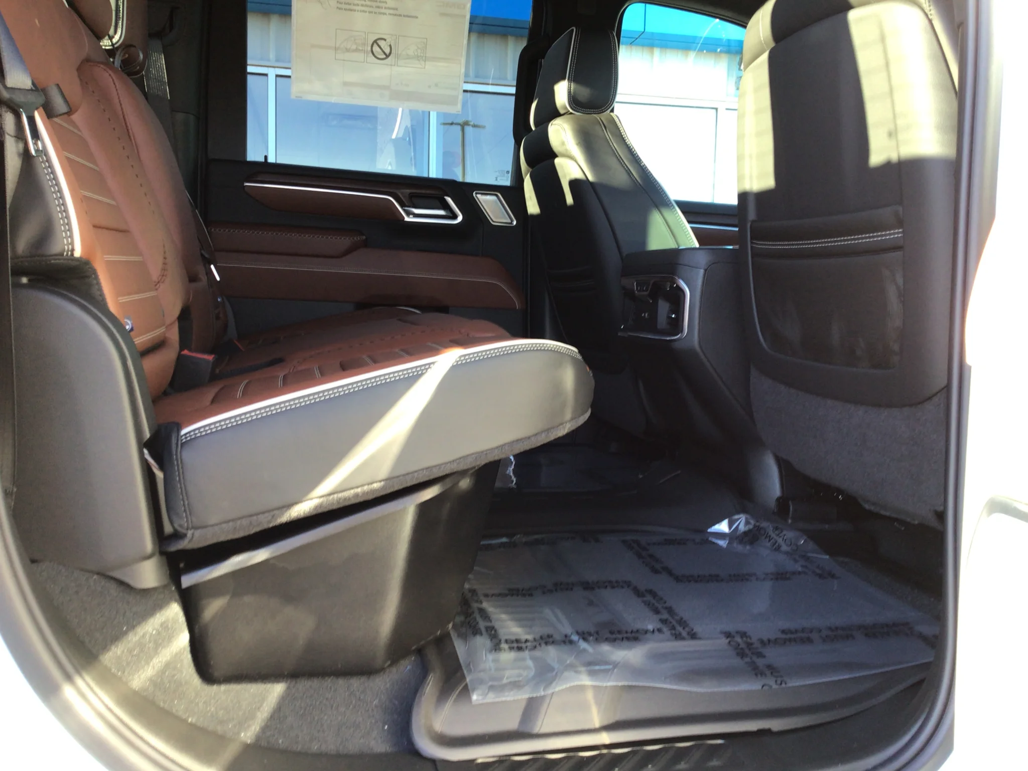 New 2026 Glacier White Tricoat GMC Denali Ultimate image 7