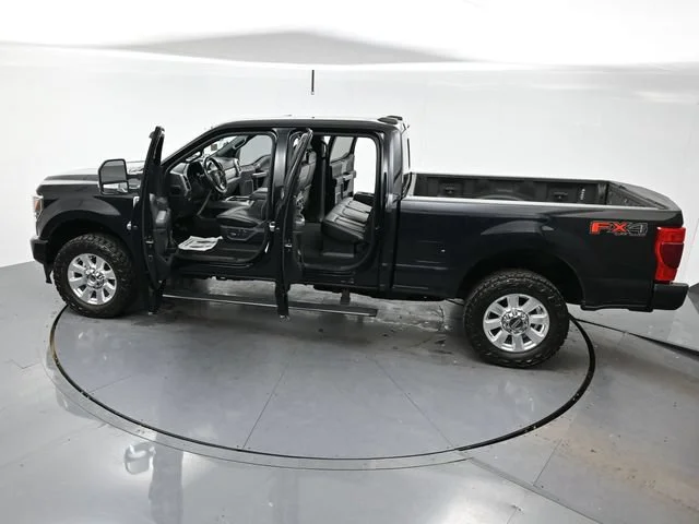 Used 2021 Agate Black Metallic Ford XL image 42
