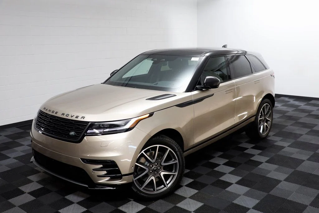 New 2026 Gold Land Rover Dynamic SE image 2