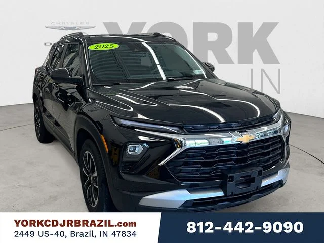 Used 2025 Black Chevrolet LT image 7