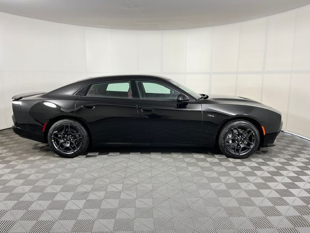 New 2026 Diamond Black Crystal Pearlcoat Dodge R/T image 5