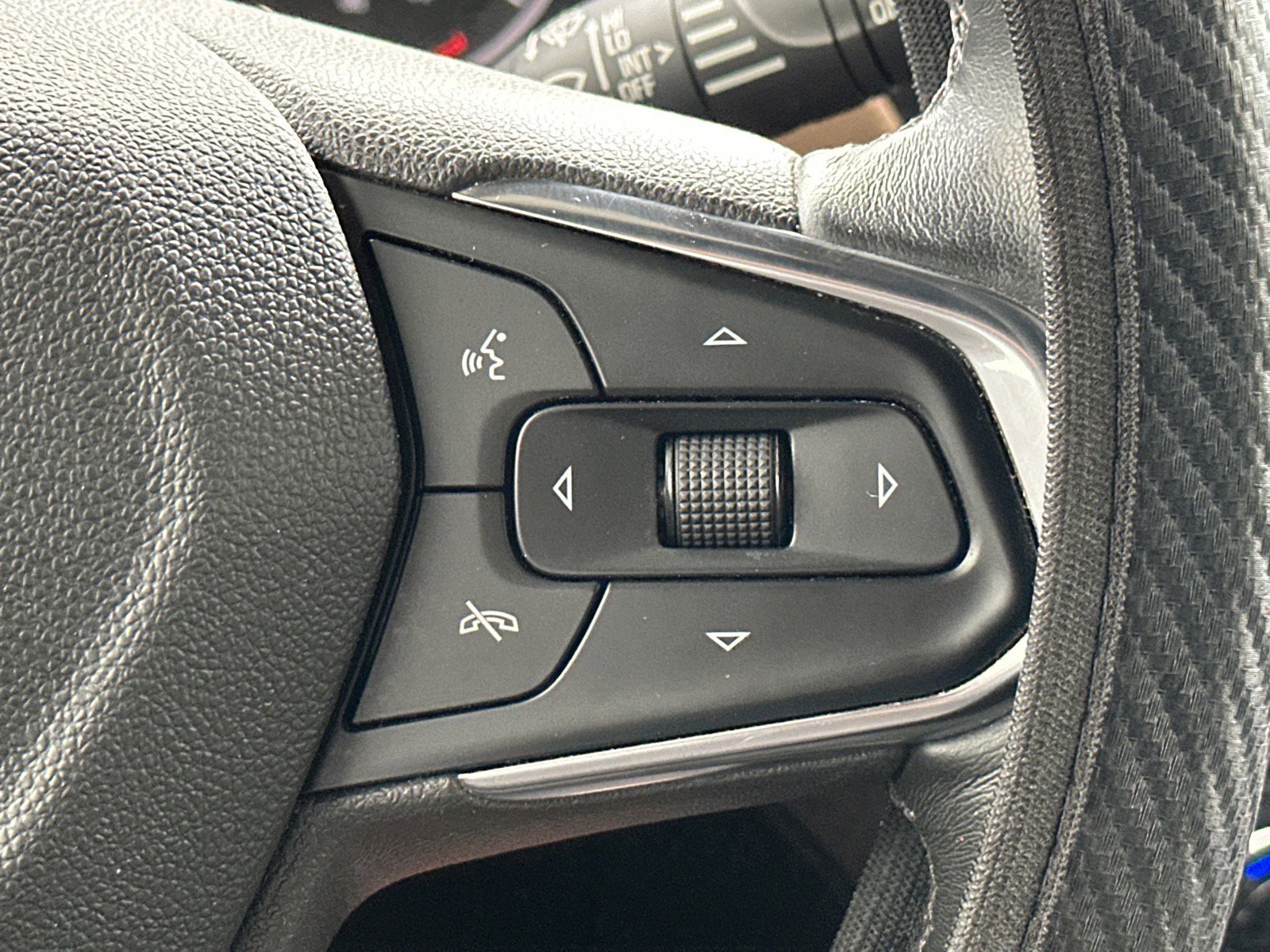 Used 2021 Midnight Blue Metallic Chevrolet ACTIV image 22