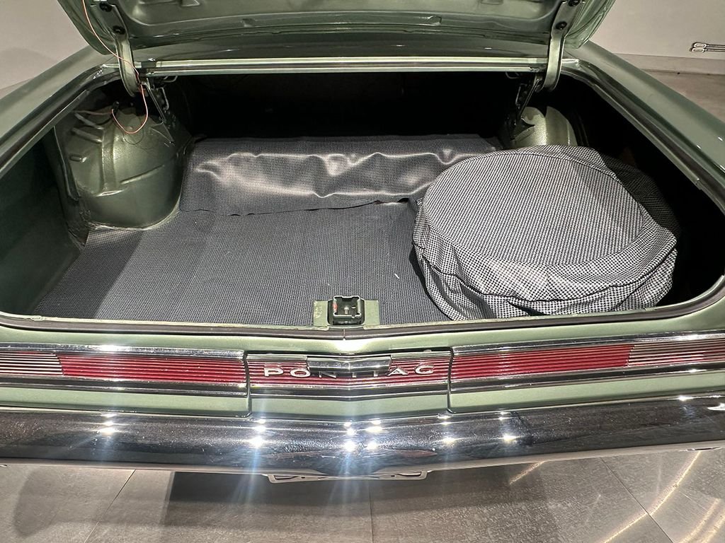 Used 1964 Green Pontiac  image 45