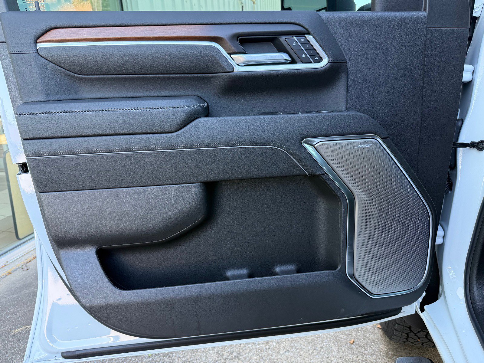 2026 GMC Sierra 2500HD Denali - Photo 11