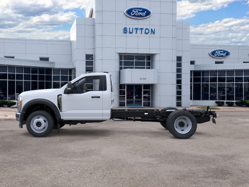 New 2025 Oxford White Ford F-450® XL image 48