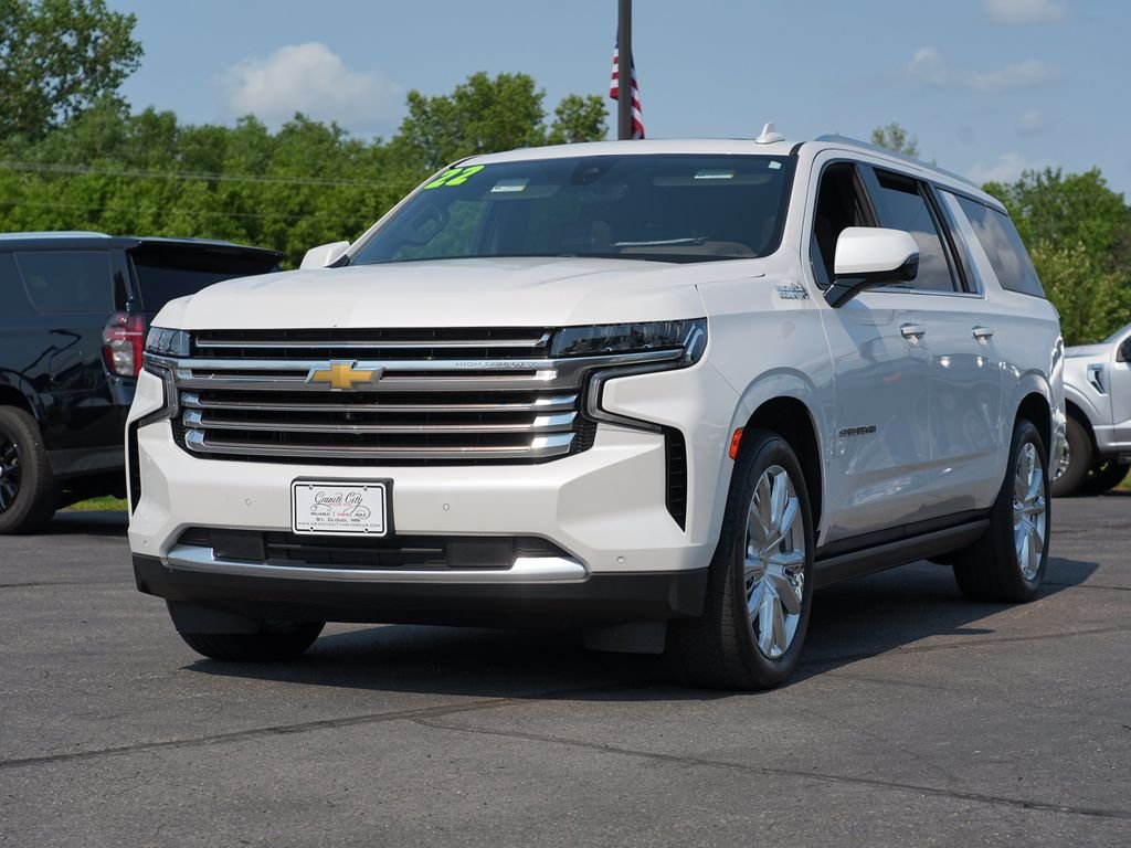 Used 2022 Beige Chevrolet High Country image 7