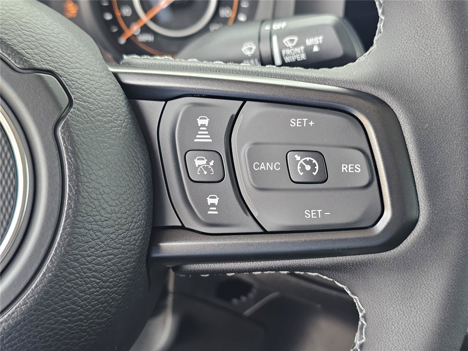 New 2026 Reign Jeep Sport S image 22