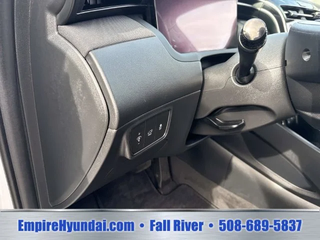 Certified Used 2024 White Hyundai SEL image 22