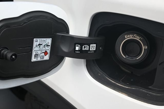 New 2026 Star White Metallic Tri-Coat Ford Tremor® image 92