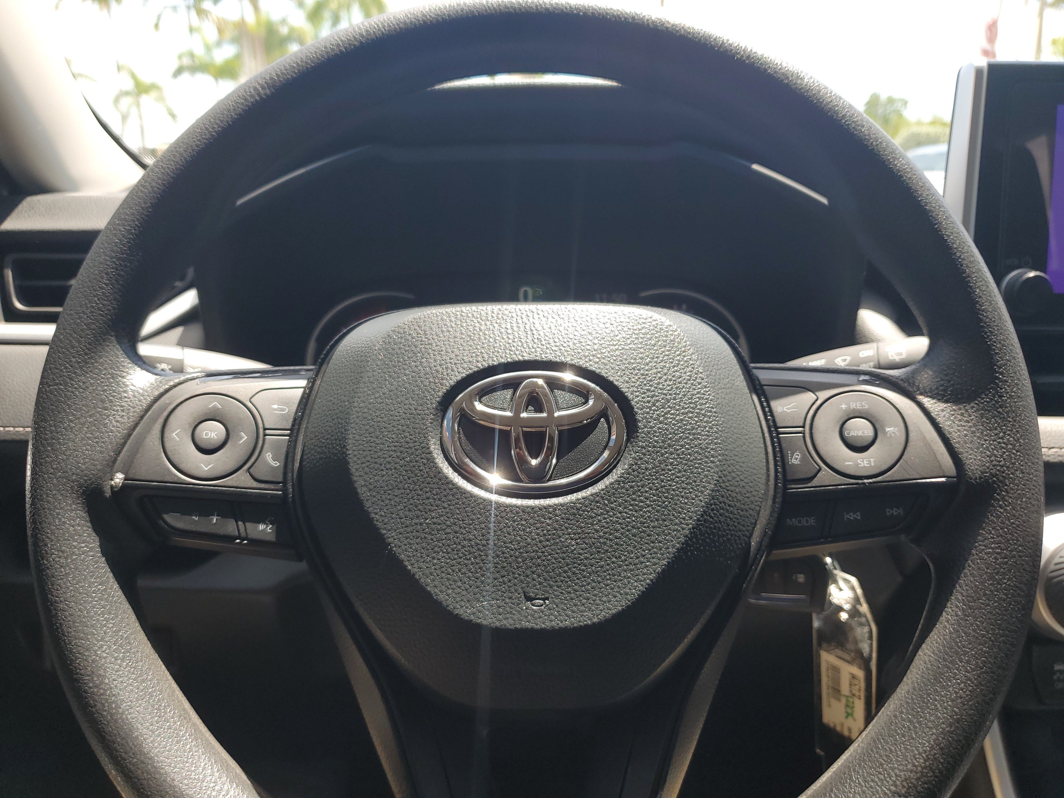 Used 2024 Ice Toyota LE image 23