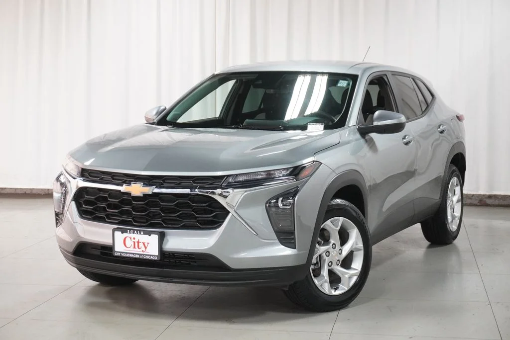 Used 2025 Sterling Gray Metallic Chevrolet LS image 11