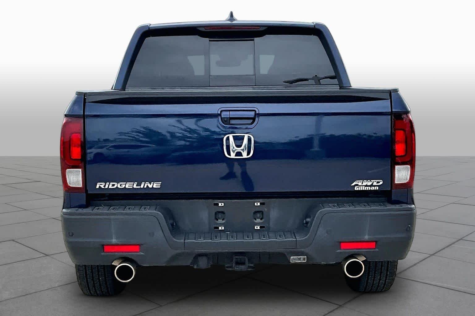 Used 2023 Obsidian Blue Pearl Honda RTL-E image 5