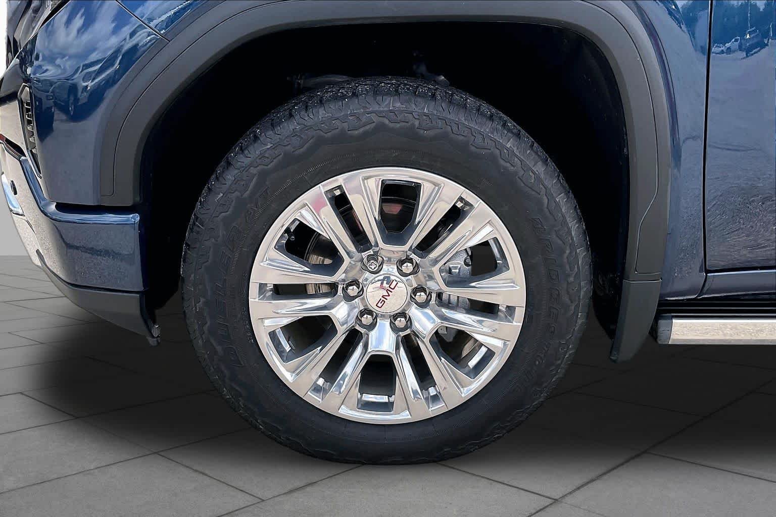 Used 2023 Pacific Blue Metallic GMC Denali image 11