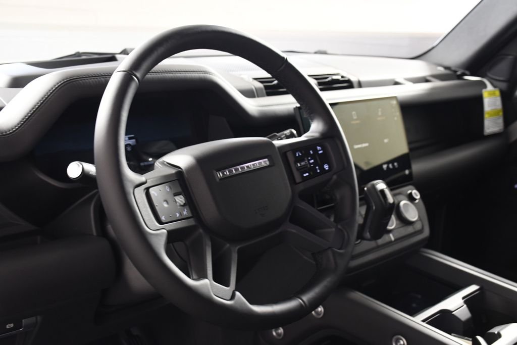 New 2026 Borasco Grey Land Rover X-Dynamic SE image 13