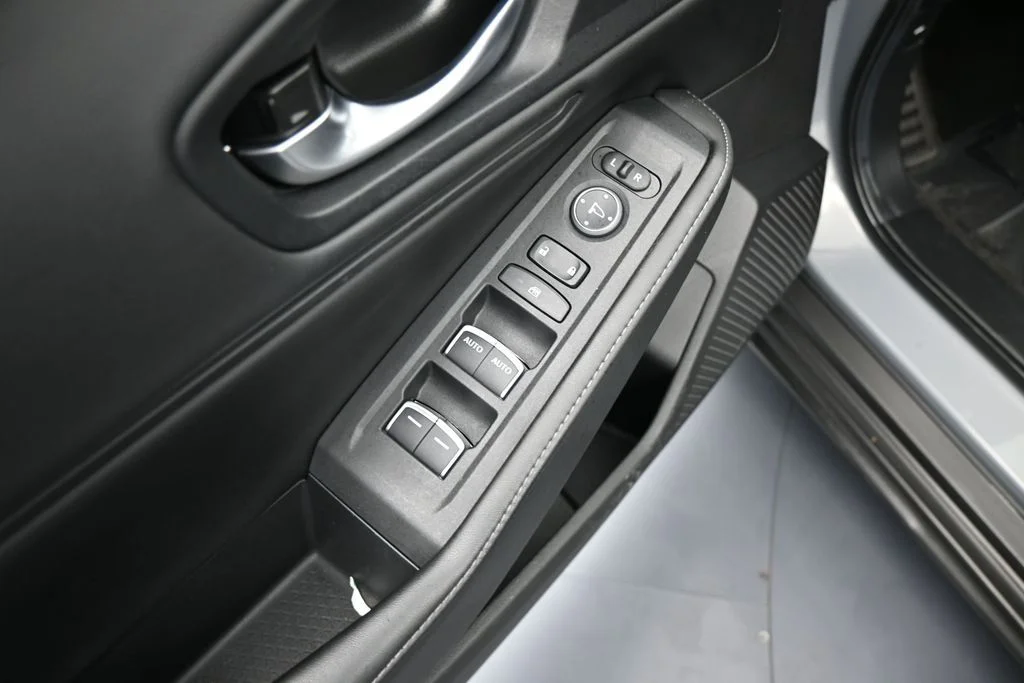 Used 2024 Urban Gray Pearl Honda Sport image 13