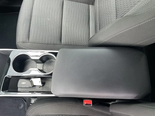 Used 2025 Blue Chevrolet LT image 27